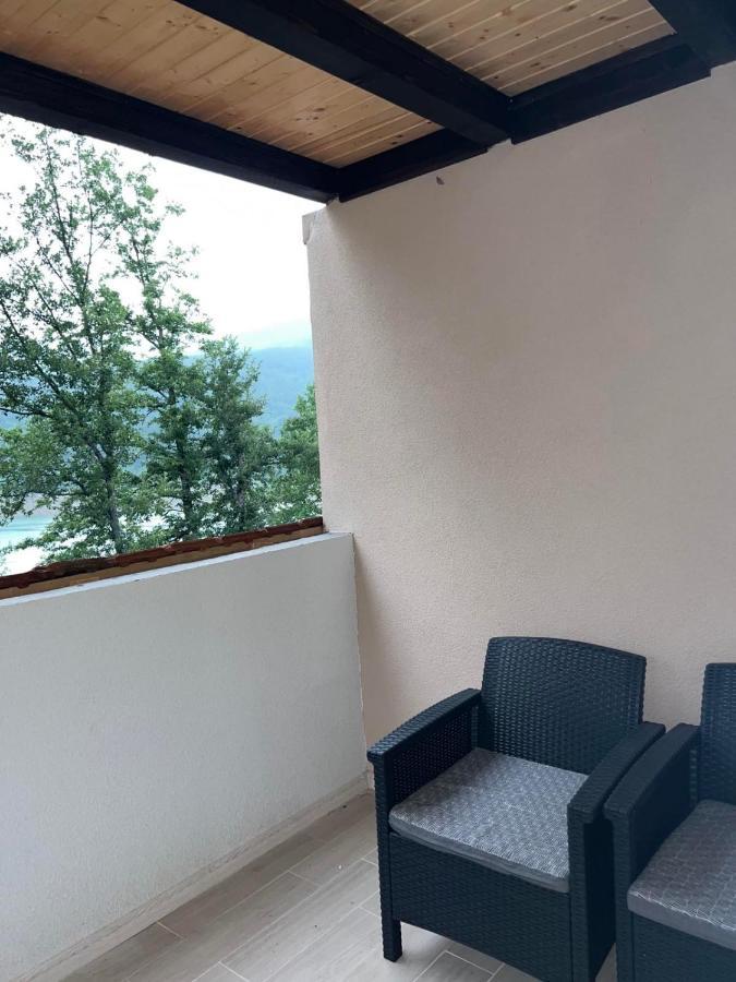 Zavojsko Jezero - Vila Jezero Pirot Esterno foto