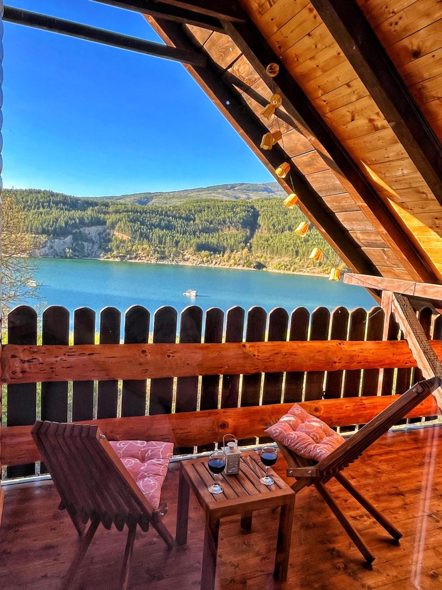 Zavojsko Jezero - Vila Jezero Pirot Esterno foto
